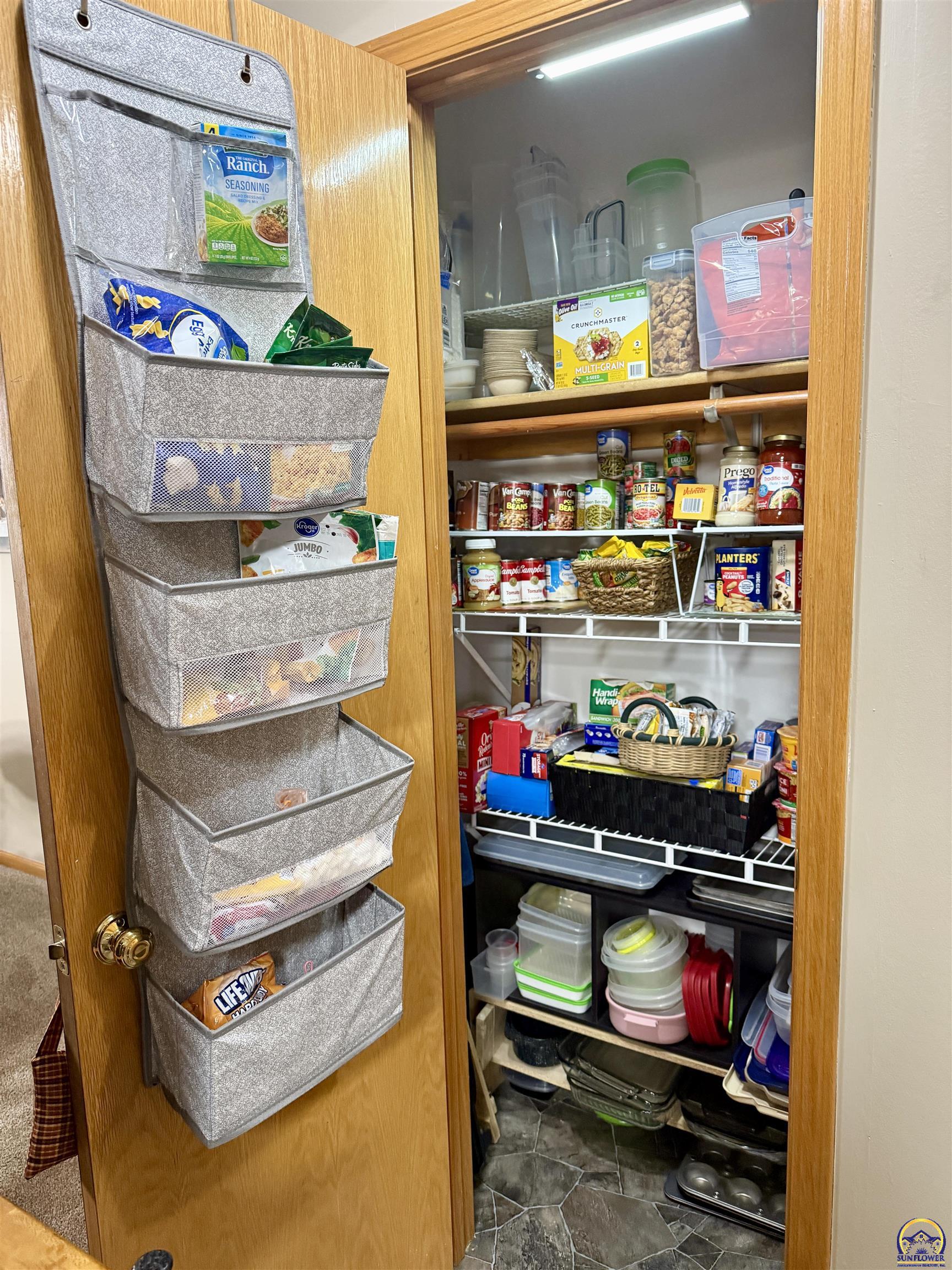 3101 Southwest Wanamaker Drive, Unit 13 Topeka, KS 66614 - Photo 18 of 52