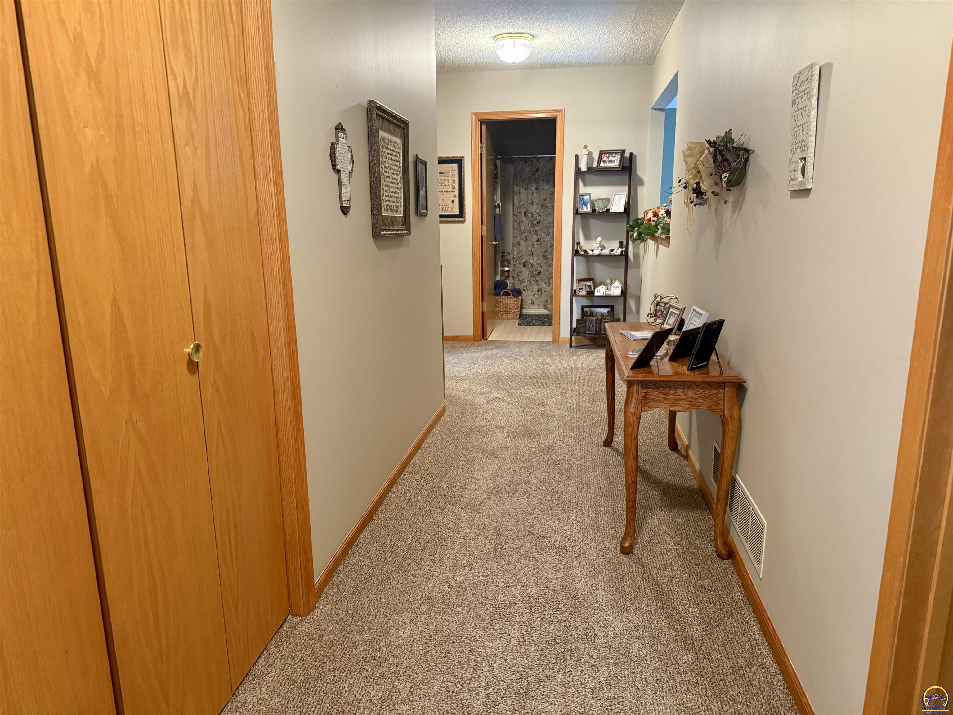 3101 Southwest Wanamaker Drive, Unit 13 Topeka, KS 66614 - Photo 30 of 52