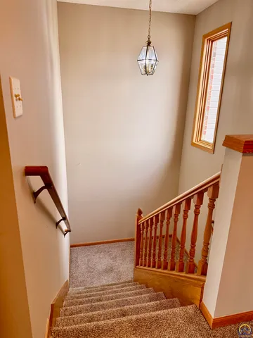 $269,900 | 3101 Southwest Wanamaker Drive, Unit 13, Topeka, KS 66614