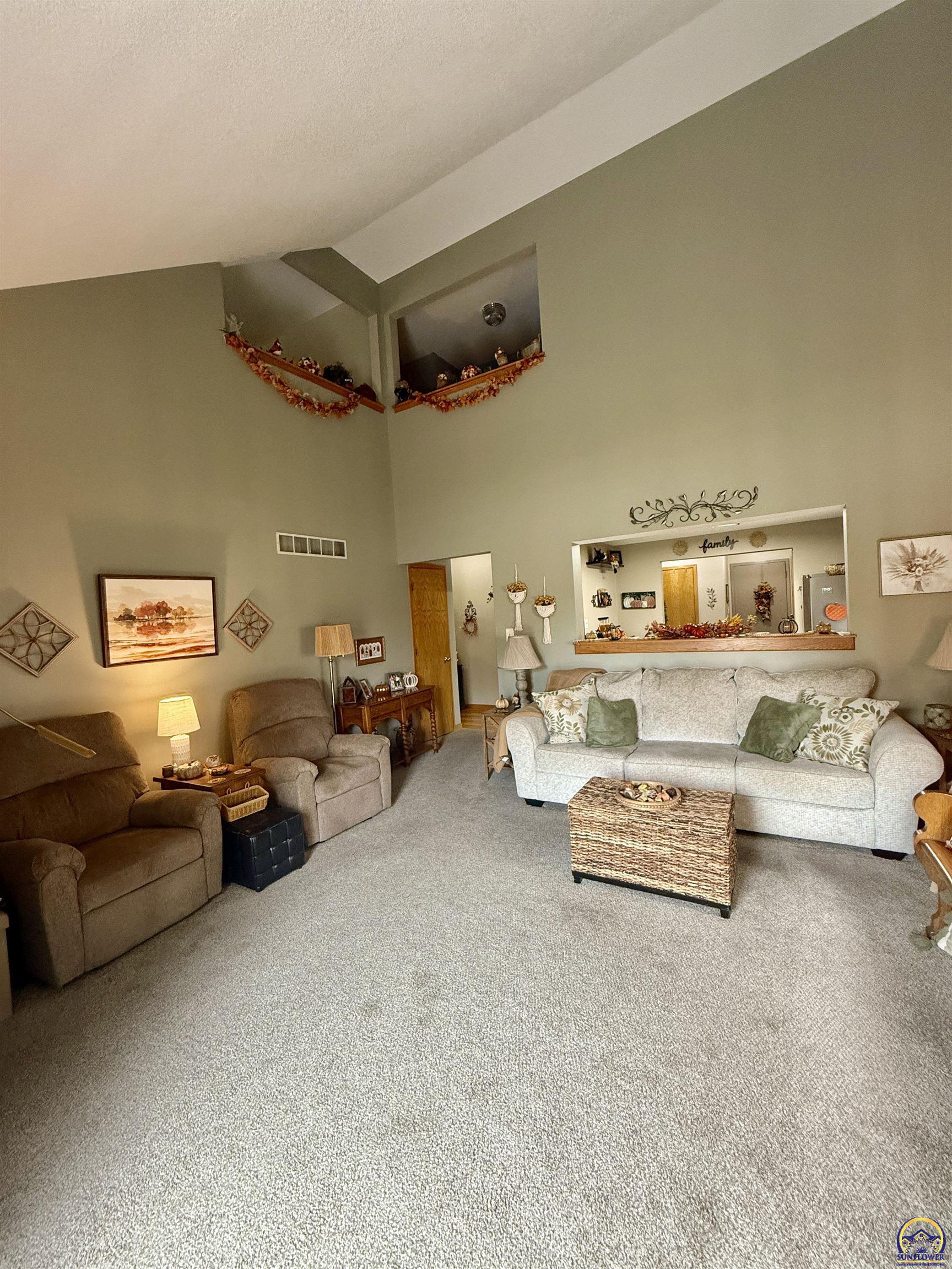 3101 Southwest Wanamaker Drive, Unit 13 Topeka, KS 66614 - Photo 41 of 52