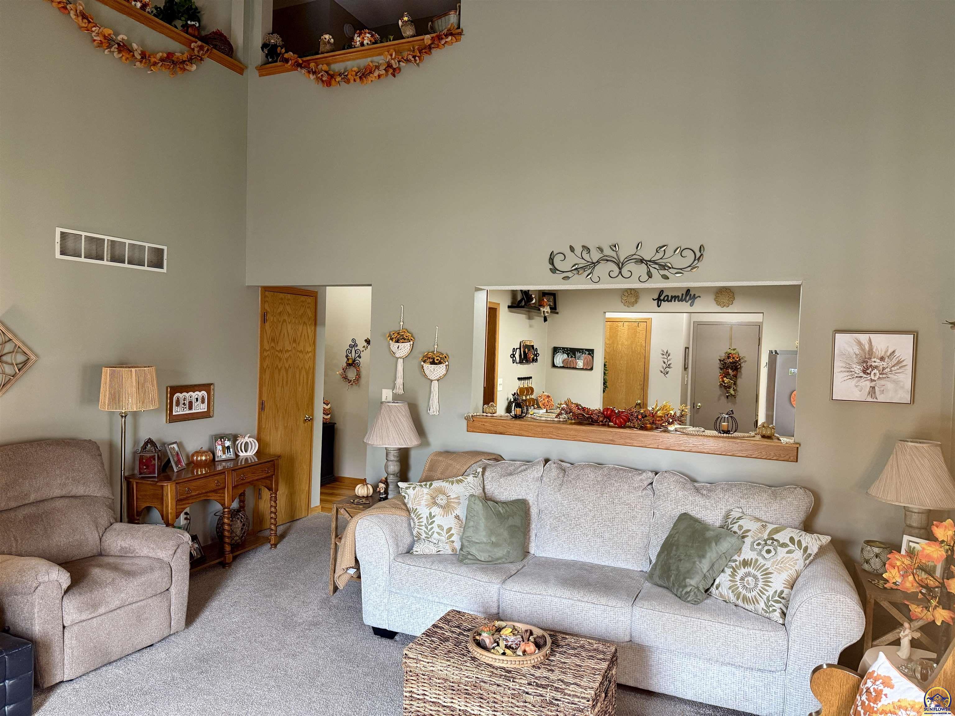 3101 Southwest Wanamaker Drive, Unit 13 Topeka, KS 66614 - Photo 7 of 52