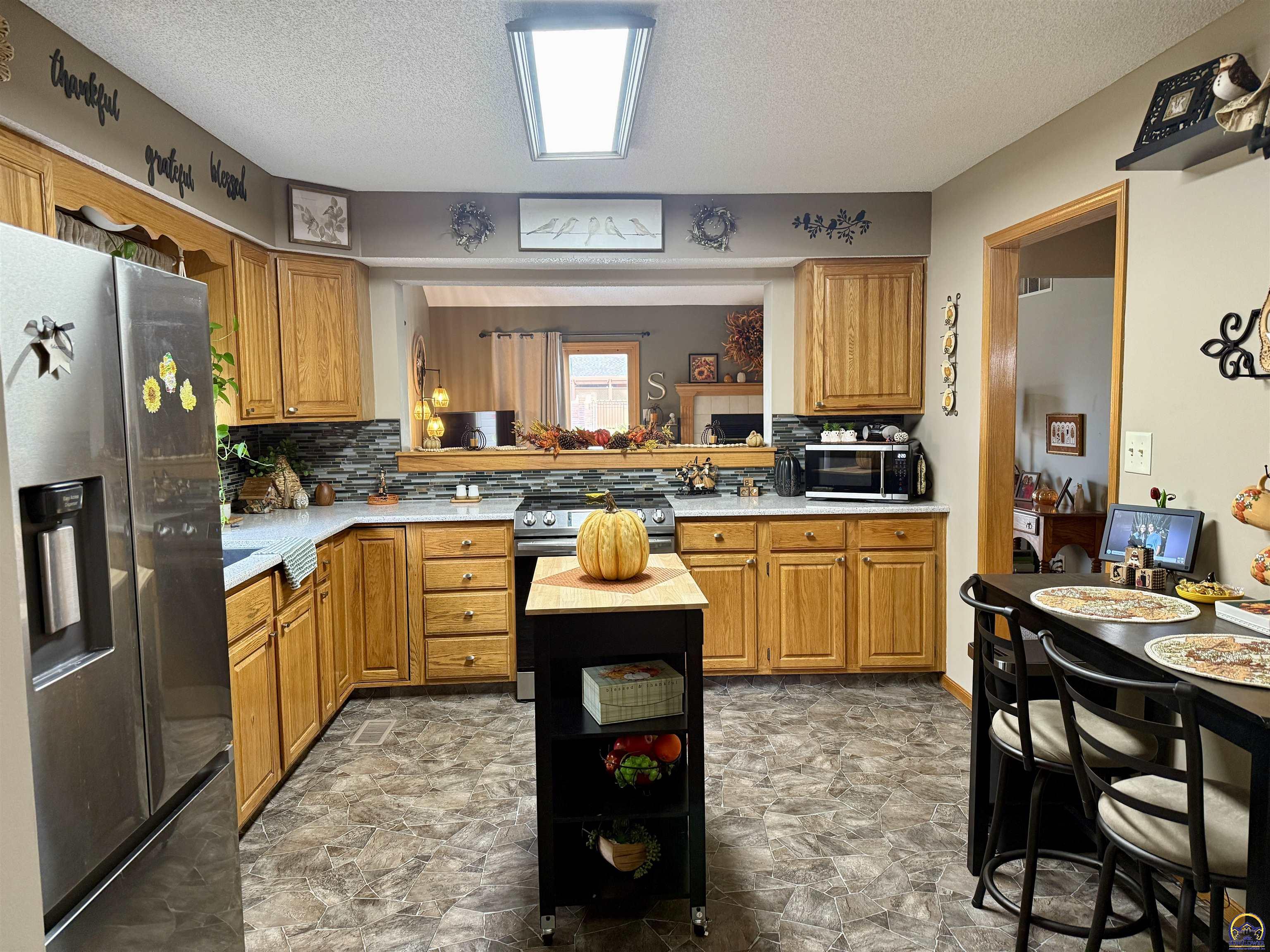 3101 Southwest Wanamaker Drive, Unit 13 Topeka, KS 66614 - Photo 10 of 52