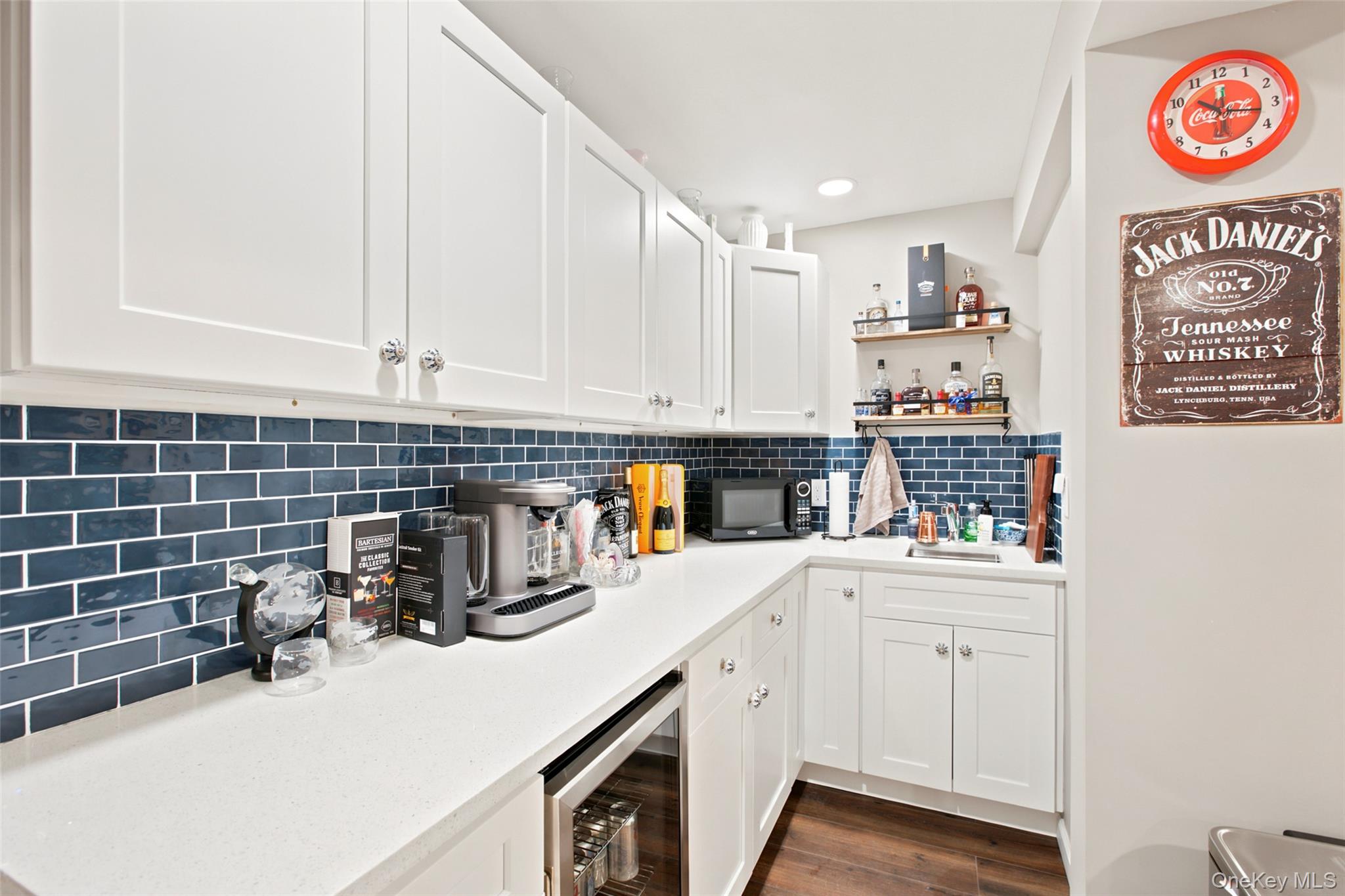 17 Lower Road Smithtown, NY 11787 - Photo 23 of 29 with wet bar