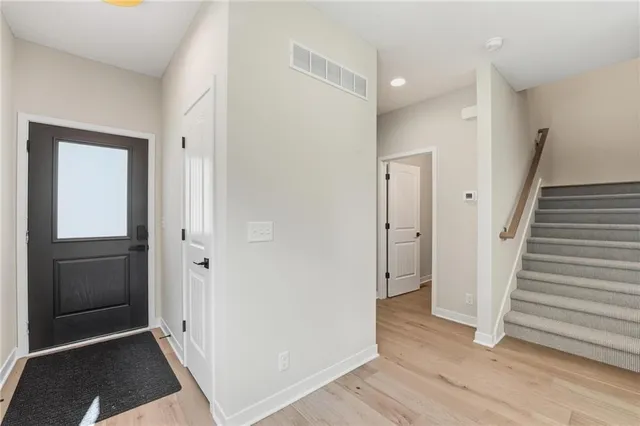 $350,000 | 207 Northwest Orchard Street, Lee's Summit, MO 64063