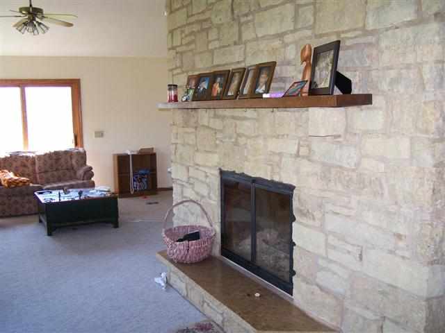 1298 East Menzemer Road Elizabeth, IL 61028 - Photo 6 of 9 Gallery Image 6