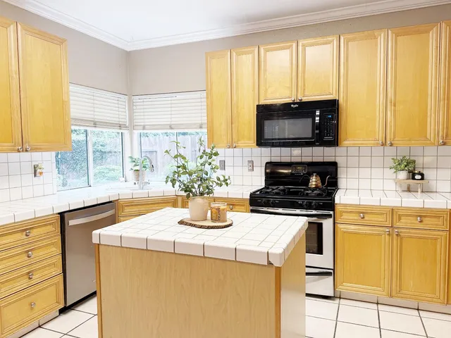 $499,000 | 10762 Pleasant Valley Circle, Stockton, CA 95209