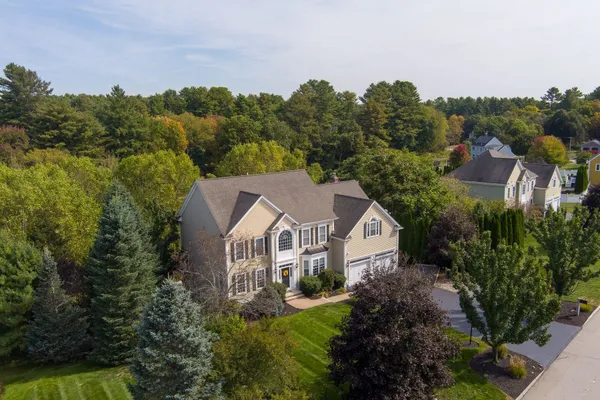 $1,165,000 | 3 Dairy Drive, Upton, MA 01568