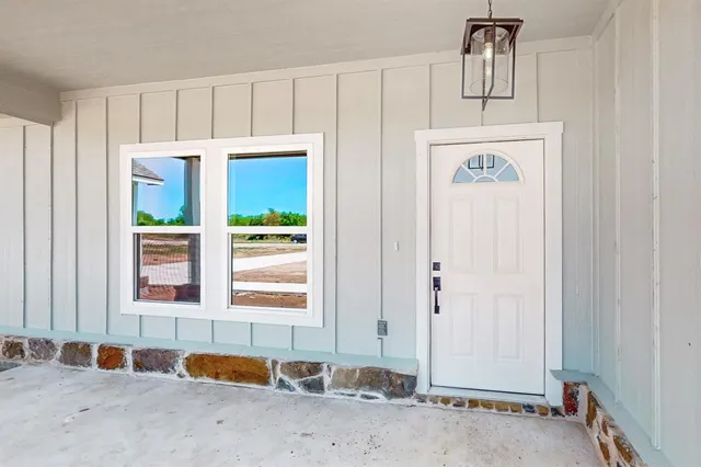 $289,000 | 186 Smyrna Meadows Lane, Sunset, TX 76270