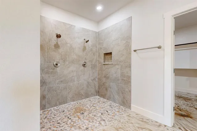 $289,000 | 186 Smyrna Meadows Lane, Sunset, TX 76270