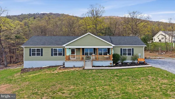 $525,000 | 379 Jura Drive, Hedgesville, WV 25427