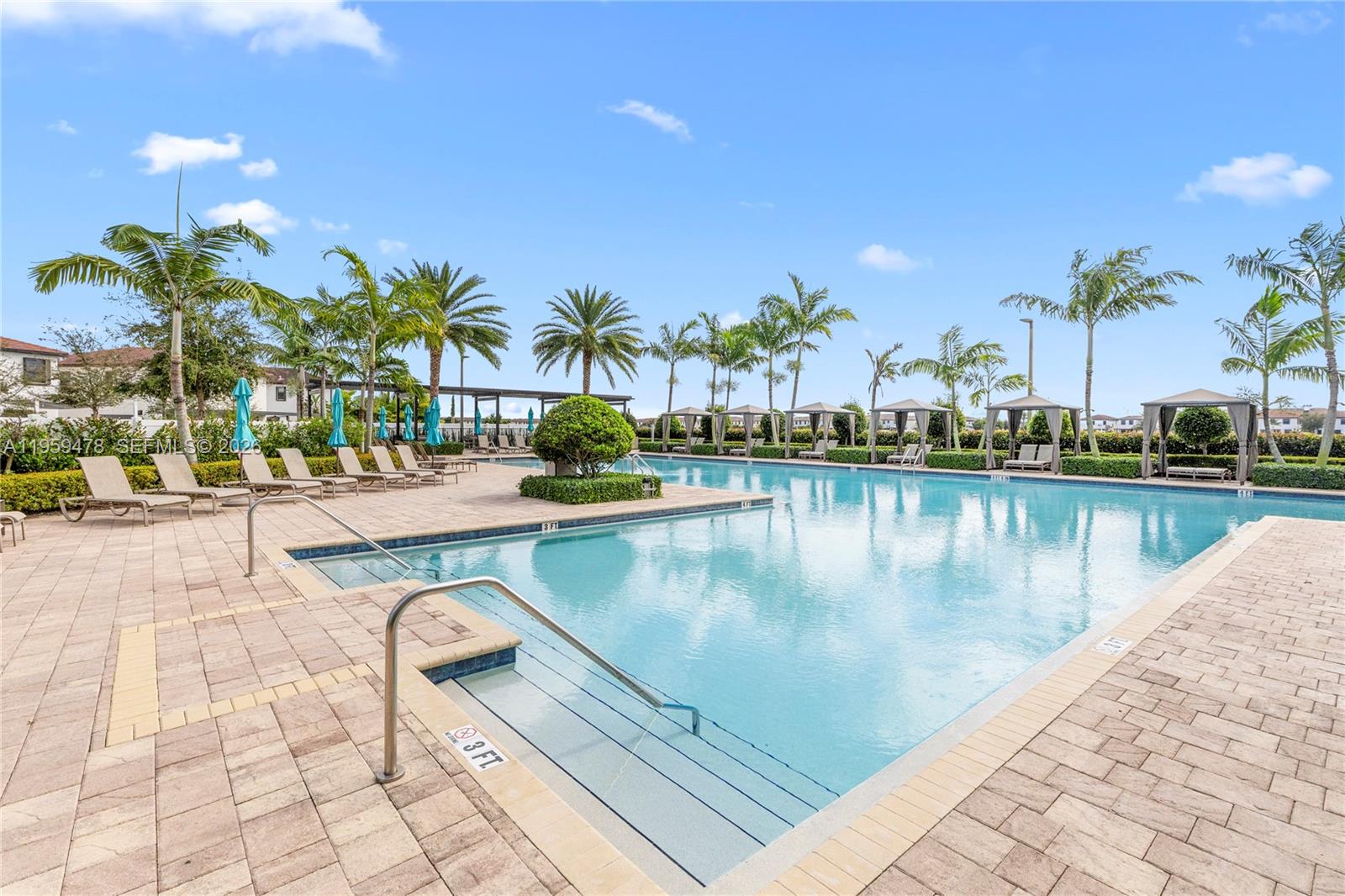 Hialeah Hialeah, FL 33018 - Photo 37 of 43