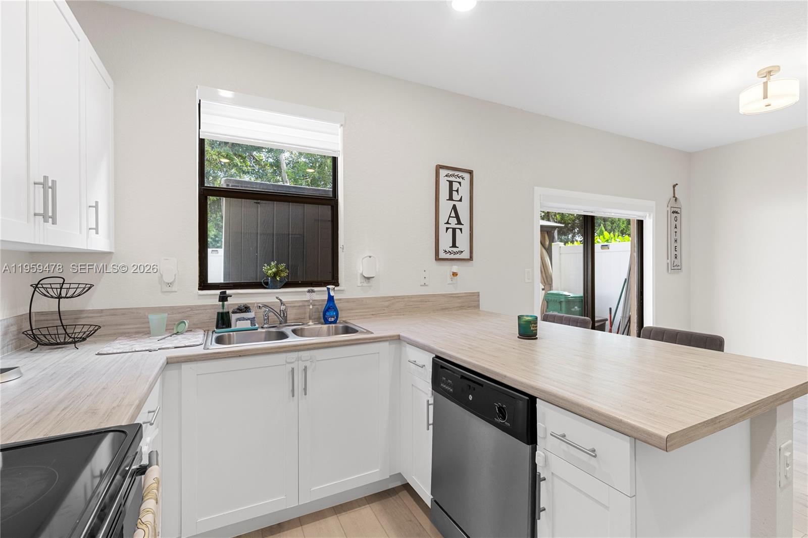 Hialeah Hialeah, FL 33018 - Photo 8 of 43