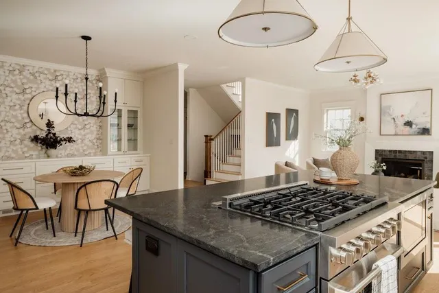 $1,290,000 | 3711 North Downer Avenue, Shorewood, WI 53211