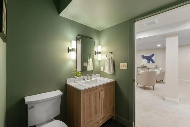 $1,290,000 | 3711 North Downer Avenue, Shorewood, WI 53211