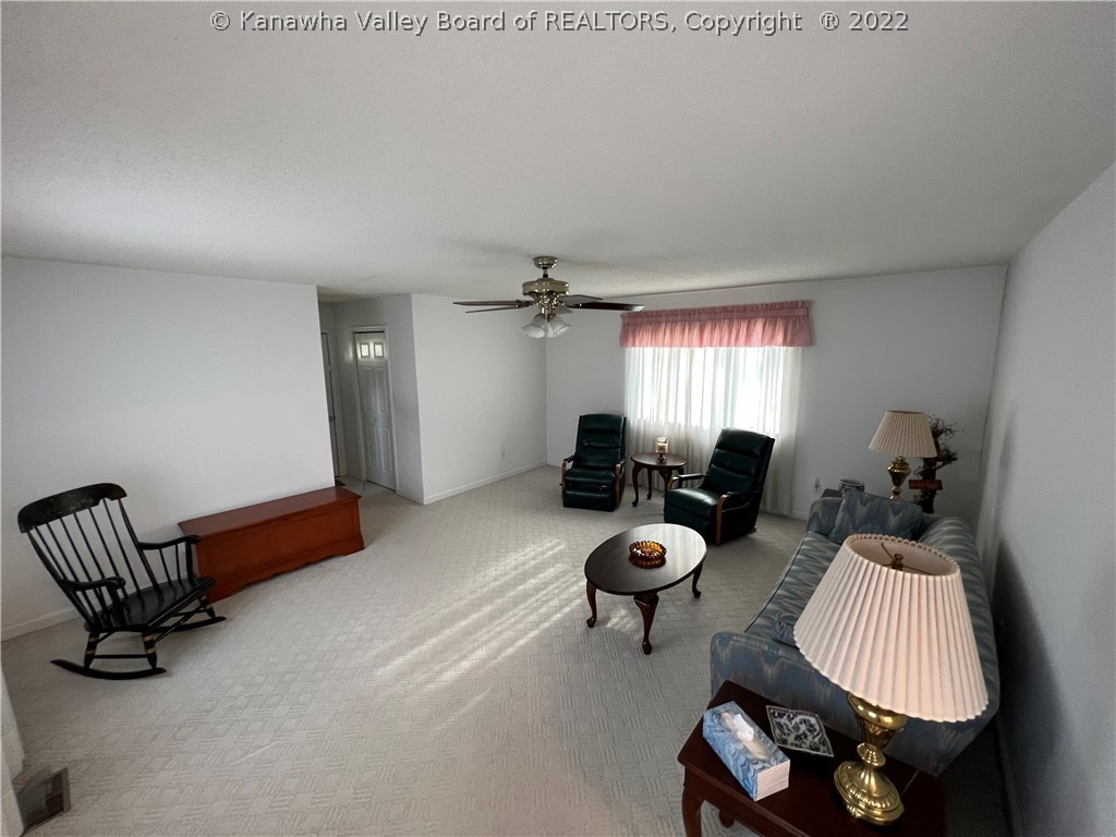 231 Bailey Road Davin, WV 25617 - Photo 20 of 25 Family Room View 3