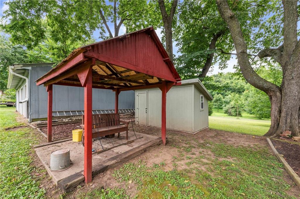 817 South Alexander Road Independence, MO 64056 - Photo 36 of 52
