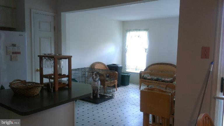 9365 Ridings Way Laurel, MD 20723 - Photo 3 of 8 Interior (General)