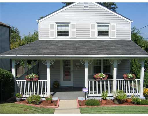 620 Springfield Street Pittsburgh, PA 15220 - Photo 1 of 17 Exterior Front. Immaculate Home in Greentree City!