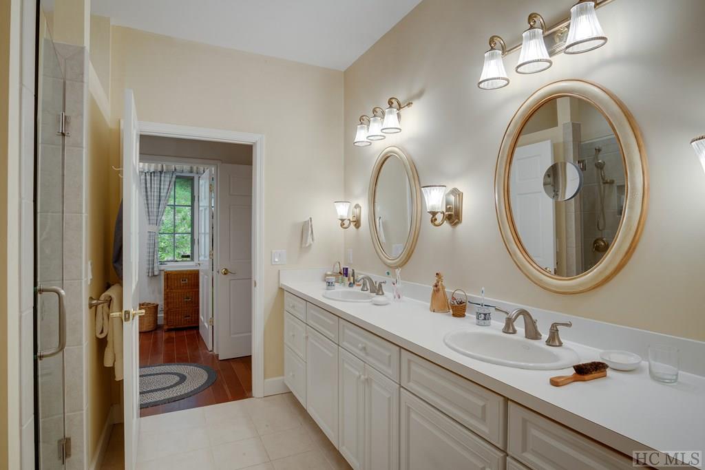 536 Gold Creek Road Sapphire, NC 28774 - Photo 18 of 36 Gallery Image 18