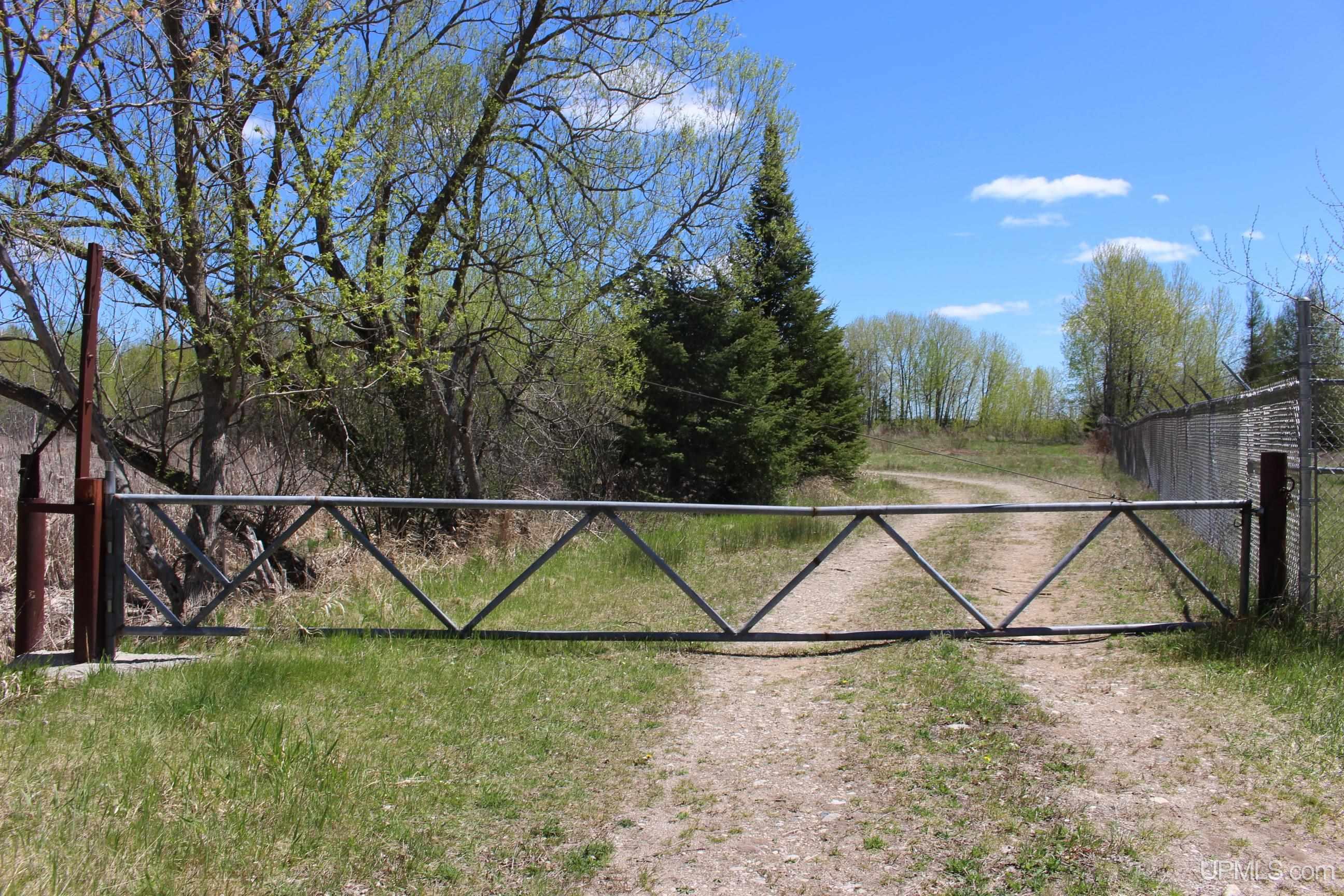 23.5 Rd Gladstone Mi 49837 Road Gladstone, MI 49837 - Photo 2 of 50