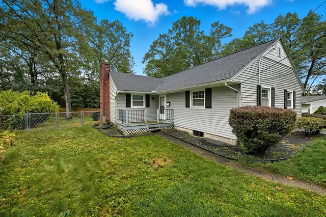 $280,000 | 75 Carnavon Circle, Springfield, MA 01109
