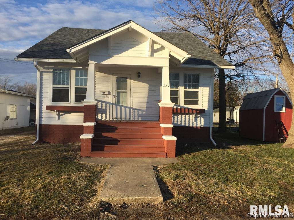 427 East Clay Street Roodhouse, IL 62082 - Photo 1 of 11
