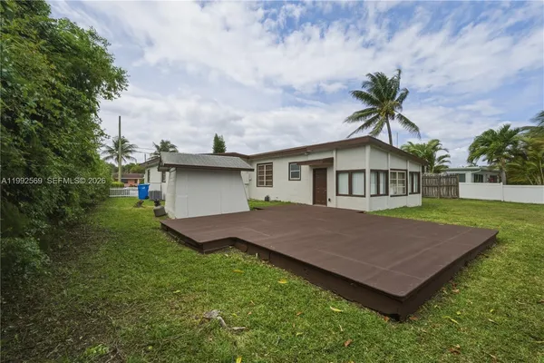 $4,500 | 3825 Southwest 33rd Street, West Park, FL 33023