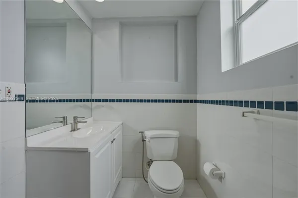 $4,500 | 3825 Southwest 33rd Street, West Park, FL 33023