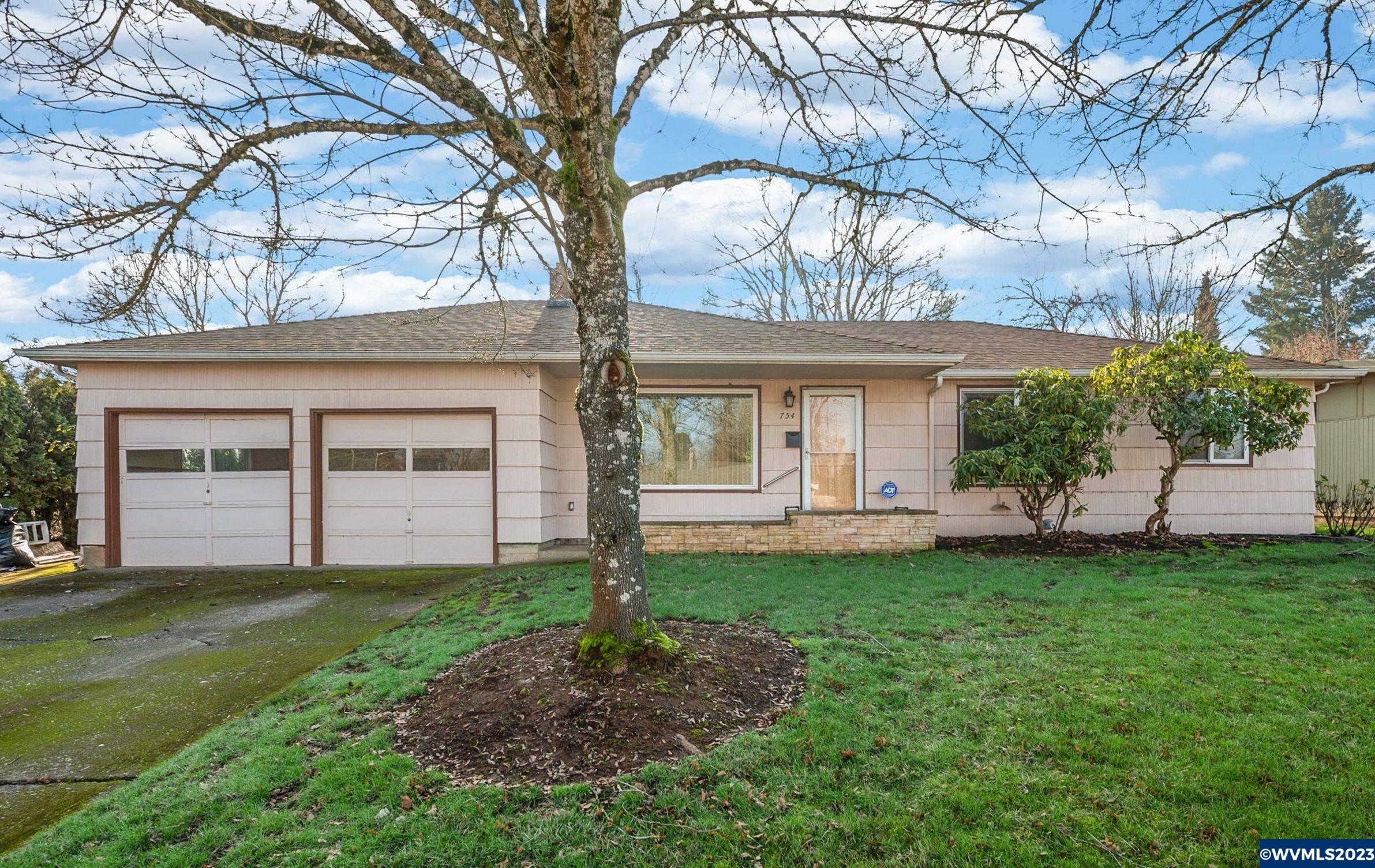 754 Mize Road Southeast Salem, OR 97302 - Photo 1 of 19