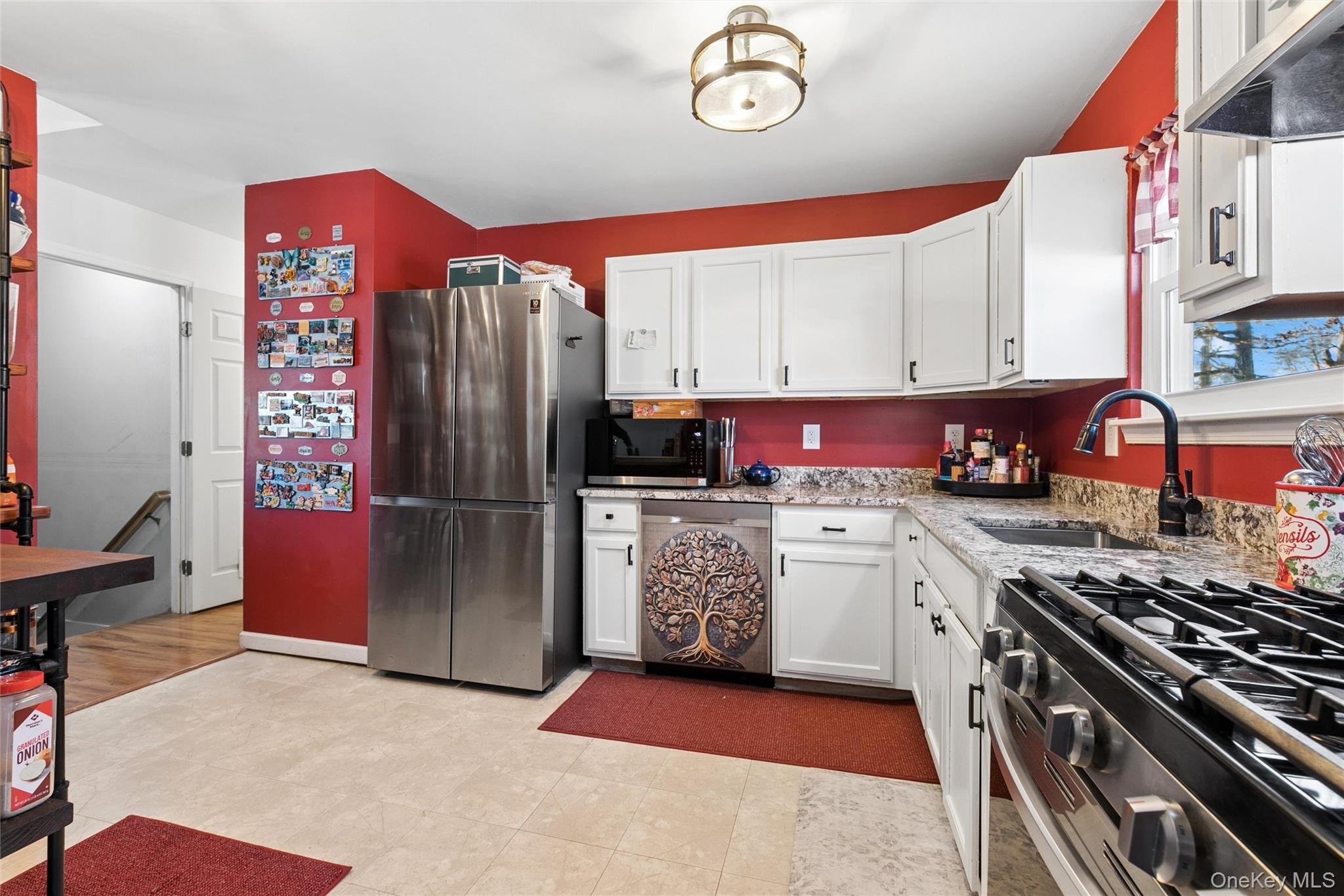 19 Flintlock Drive Shirley, NY 11967 - Photo 17 of 32