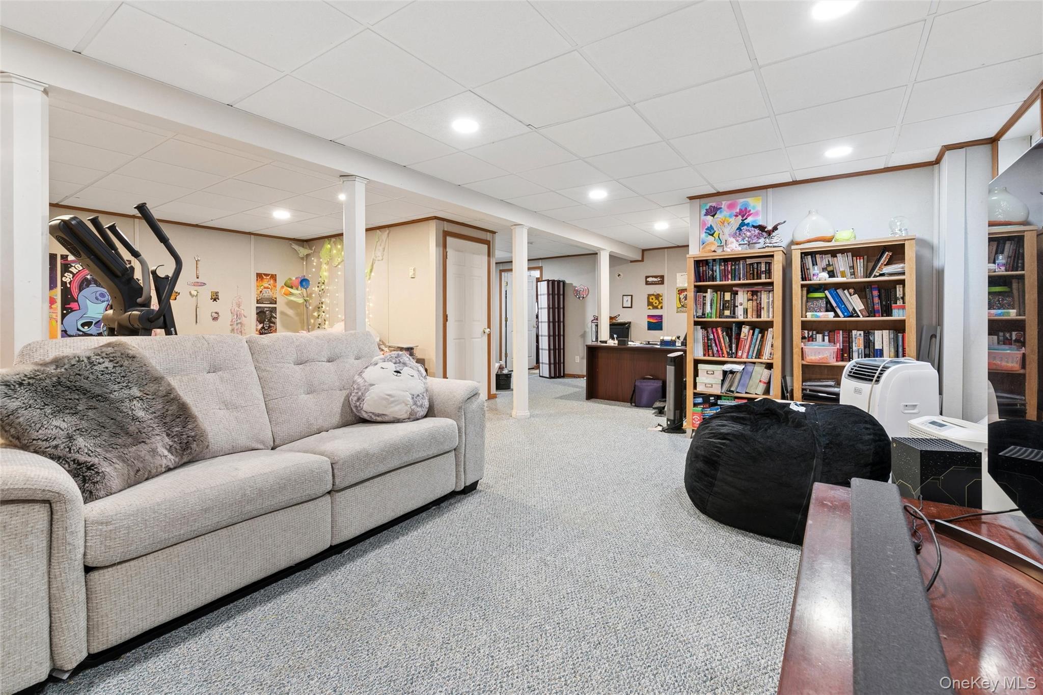 19 Flintlock Drive Shirley, NY 11967 - Photo 27 of 32