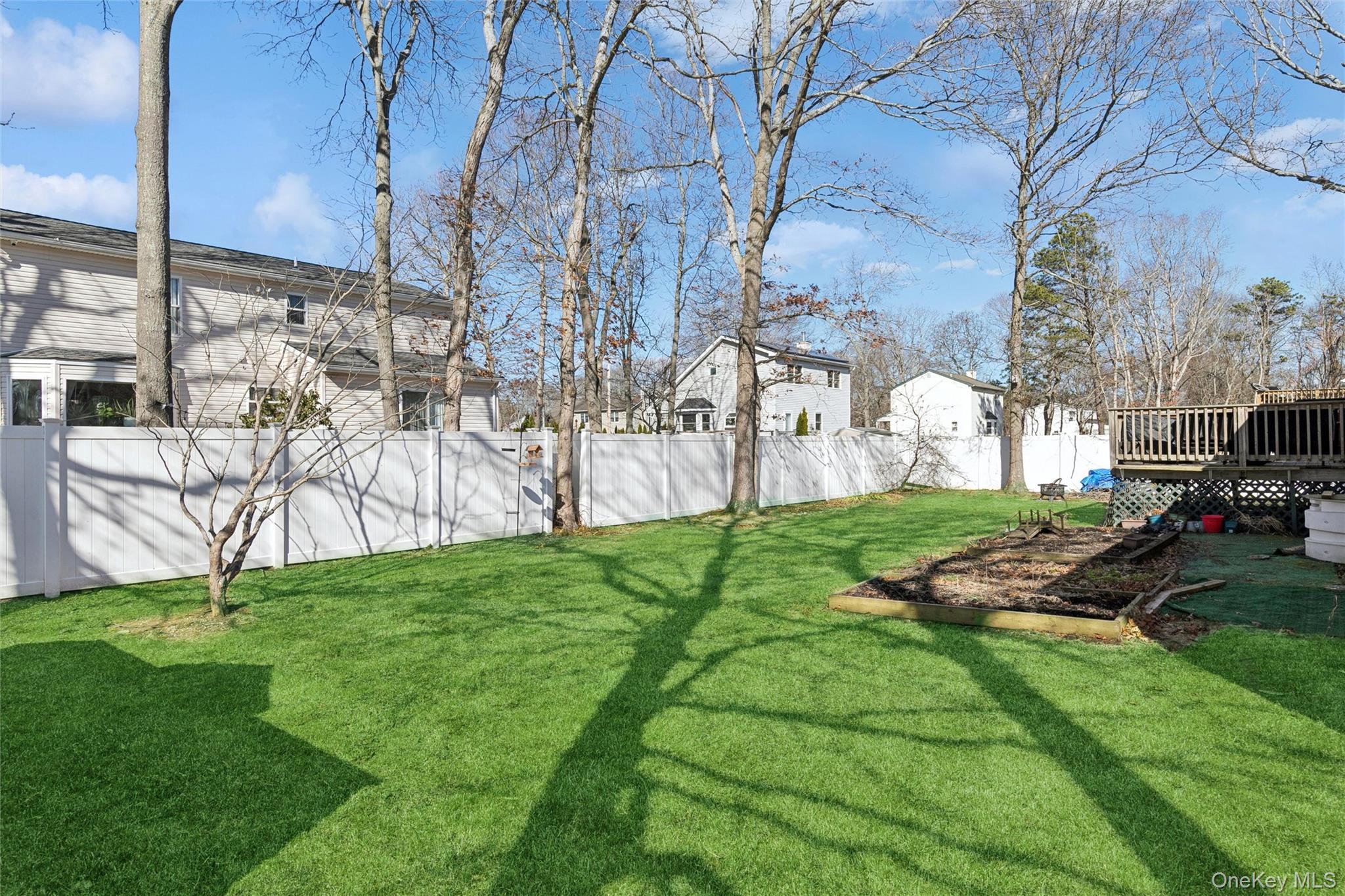 19 Flintlock Drive Shirley, NY 11967 - Photo 8 of 32