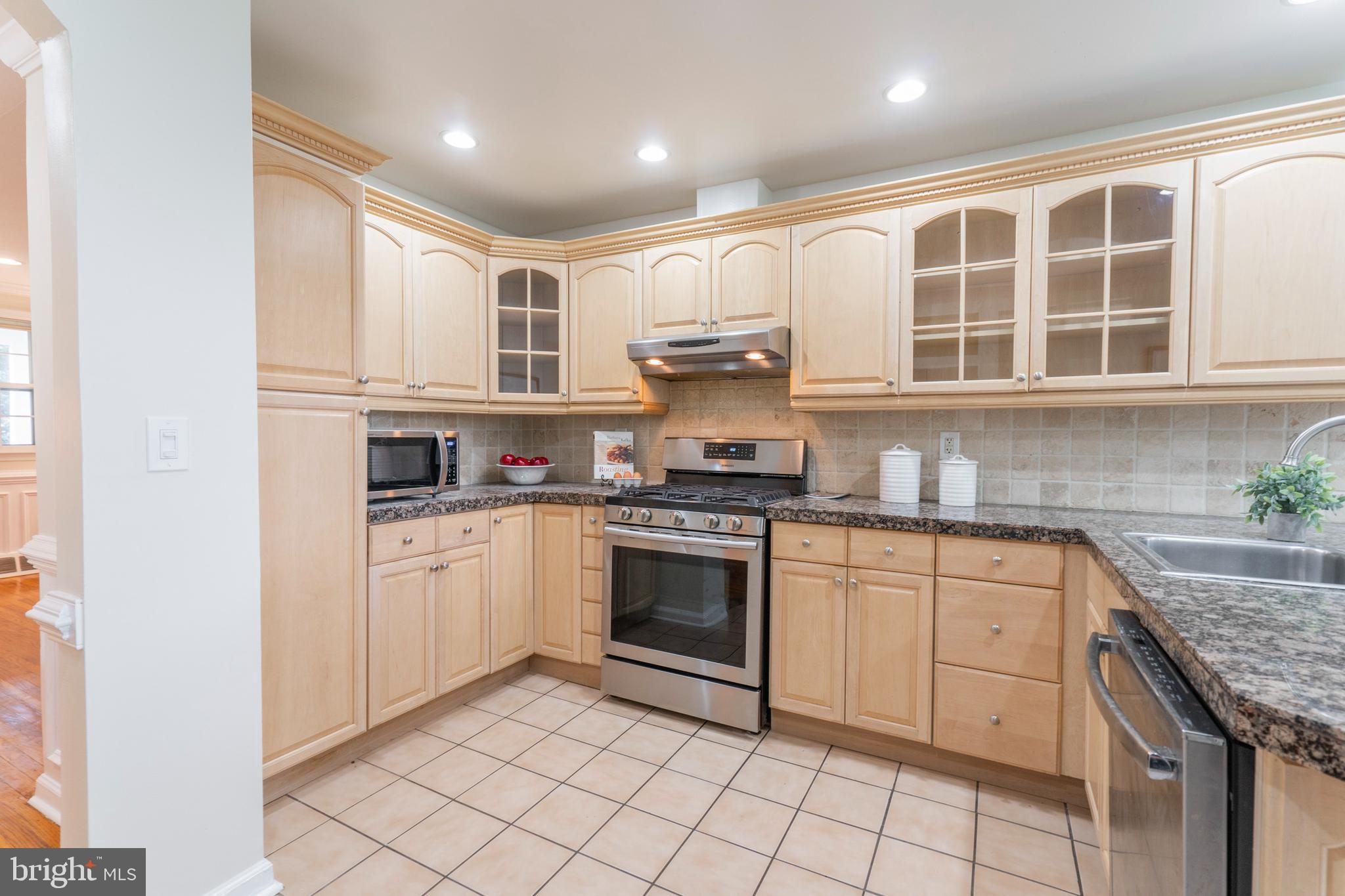 1919 County Line Road Villanova, PA 19085 - Photo 14 of 40