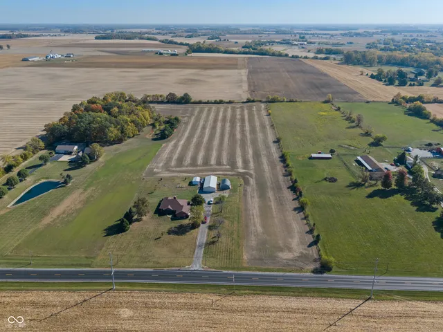 $490,000 | 1592.5 South State Rd 13, Lapel, IN 46051