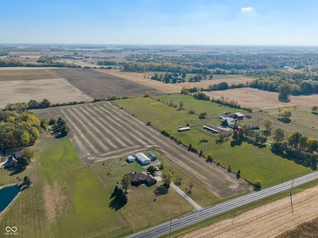 $490,000 | 1592.5 South State Rd 13, Lapel, IN 46051