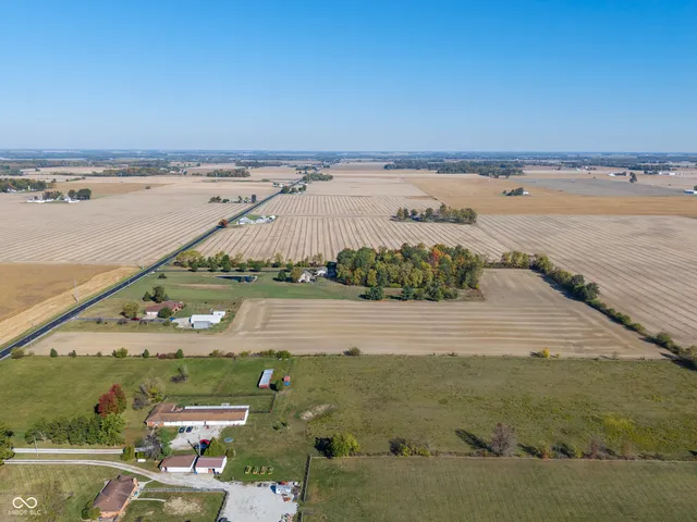 $490,000 | 1592.5 South State Rd 13, Lapel, IN 46051
