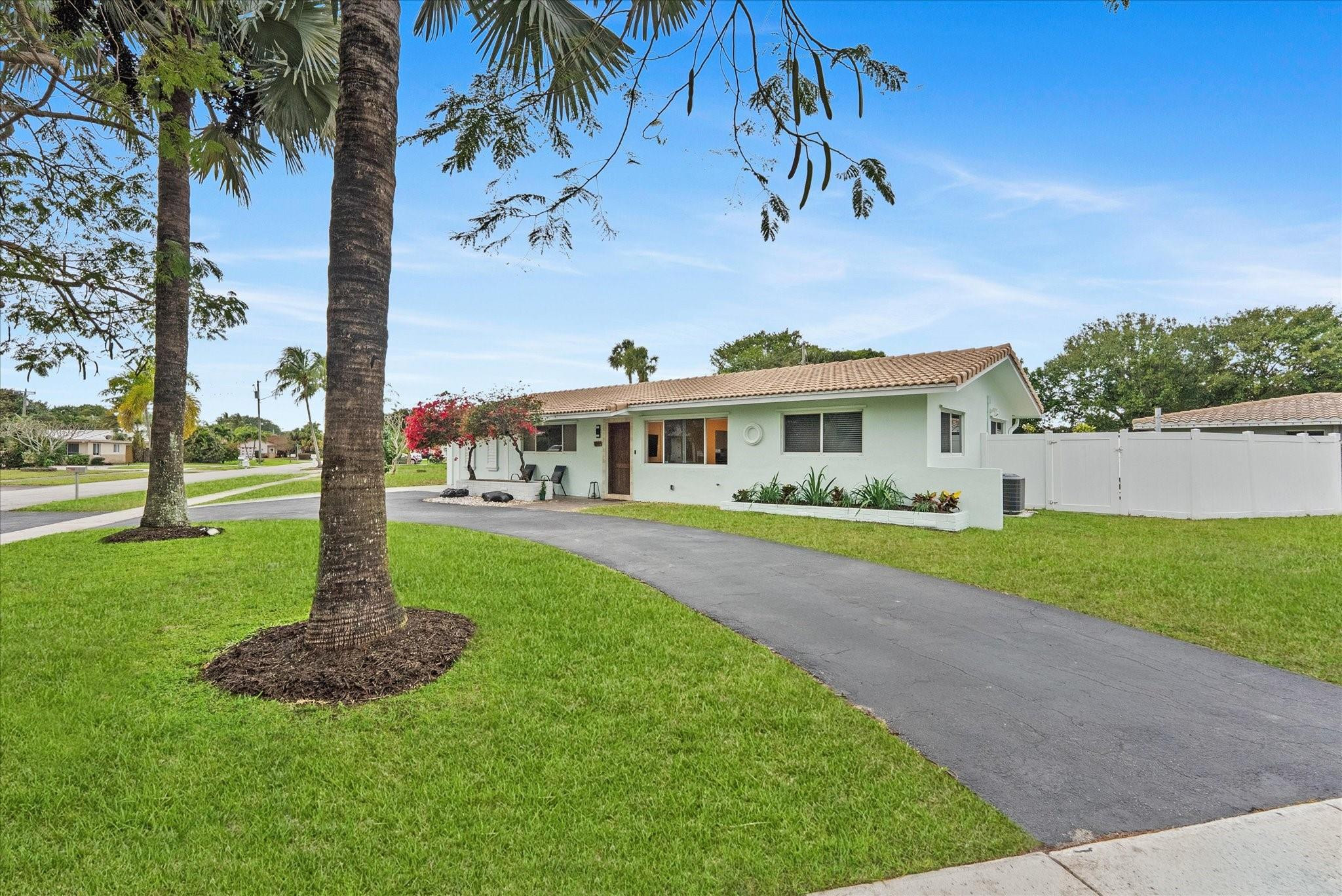 1257 Northwest 5th Street Boca Raton, FL 33486 - Photo 3 of 50 Photo 3