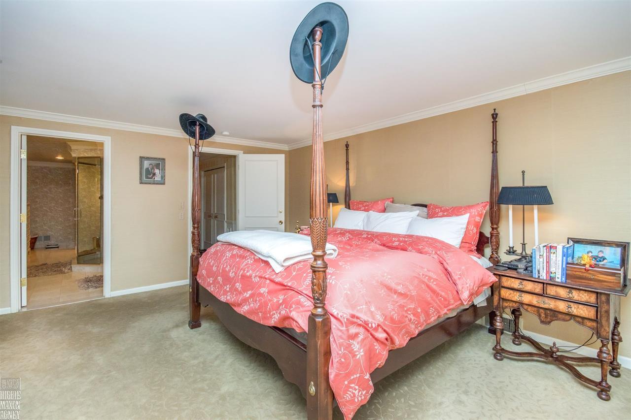 175 Touraine Road Grosse Pointe Farms, MI 48236 - Photo 23 of 31
