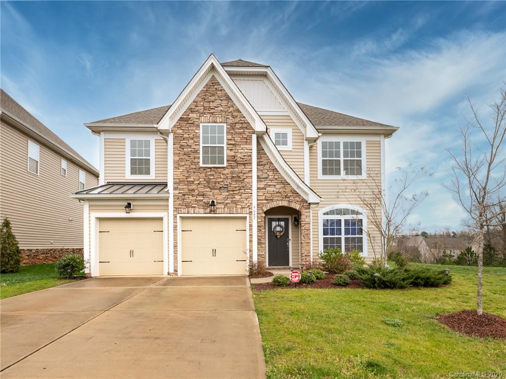 9047 Inverness Bay Road Charlotte, NC 28278 - Photo 1 of 44 Gallery Image 1