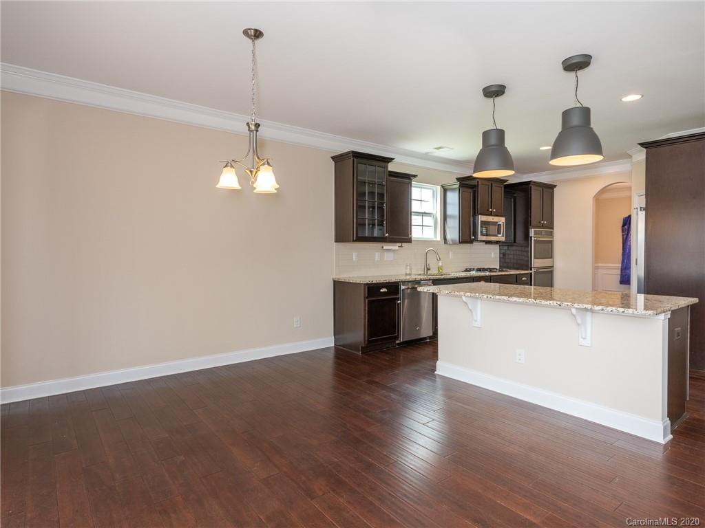 9047 Inverness Bay Road Charlotte, NC 28278 - Photo 3 of 44 Gallery Image 3
