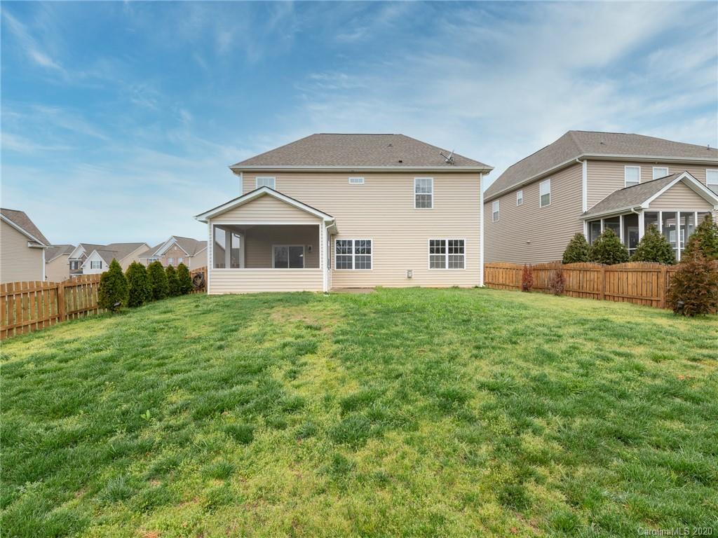 9047 Inverness Bay Road Charlotte, NC 28278 - Photo 9 of 44 Gallery Image 9