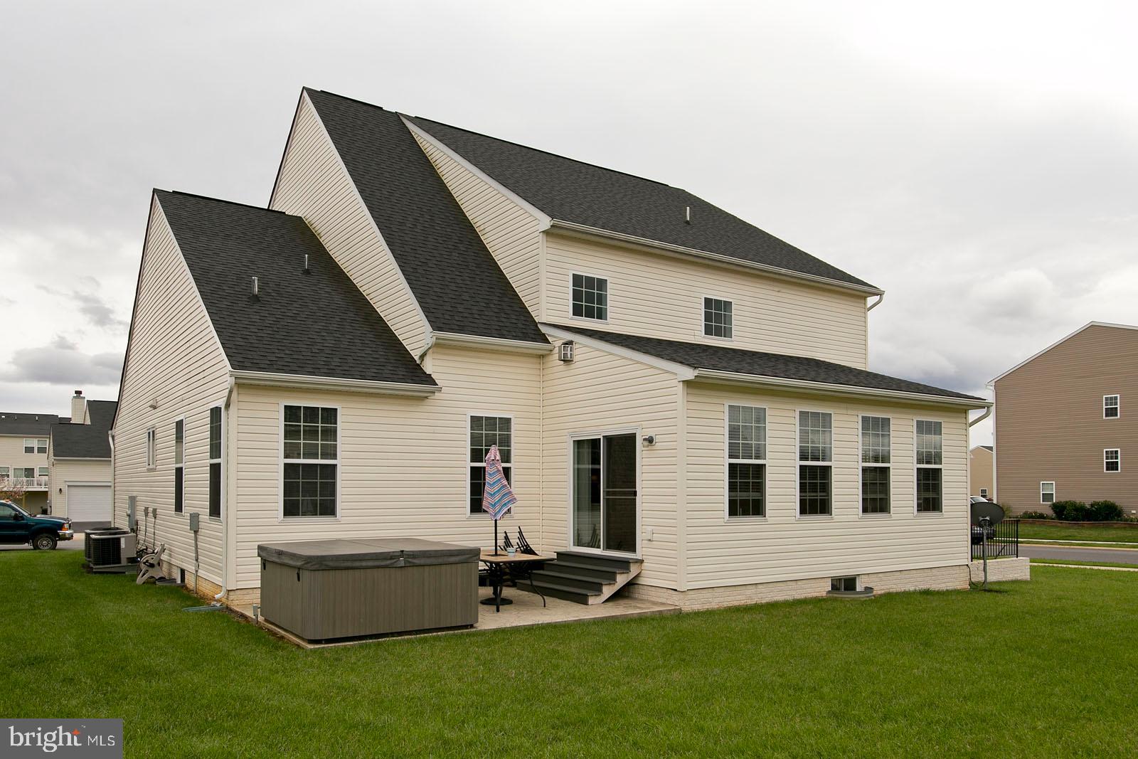 1207 Stallion Street Ranson, WV 25438 - Photo 10 of 55