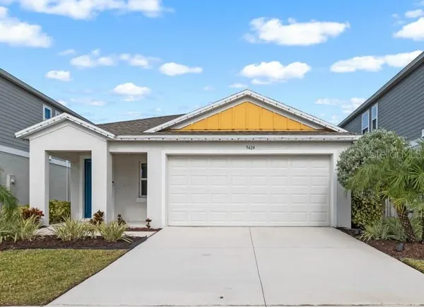 $380,000 | 5424 Summer Sunset Drive, Apollo Beach, FL 33572