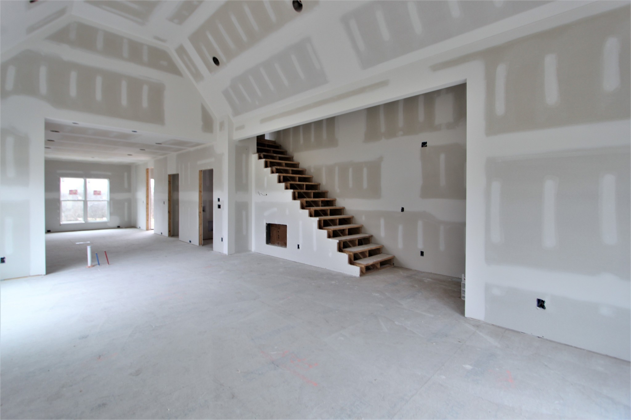 484 Cole's Ferry Road, Unit 3C Gallatin, TN 37066 - Photo 4 of 10 a view of an empty room with a entryway