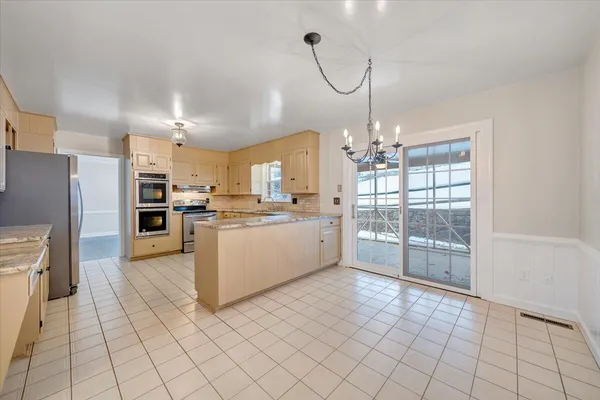 $619,000 | 5139 Remington Road, Roanoke, VA 24018