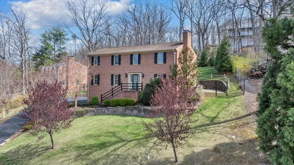 $598,000 | 5139 Remington Road, Roanoke, VA 24018