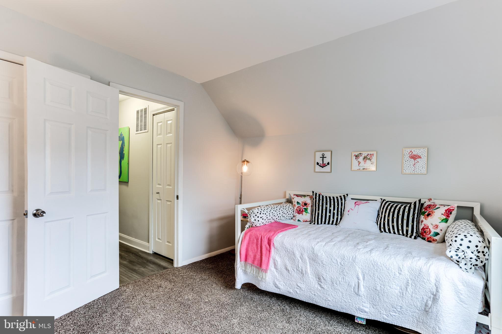 7894 Chalice Road Severn, MD 21144 - Photo 20 of 30 Upper Level Bedroom 3
