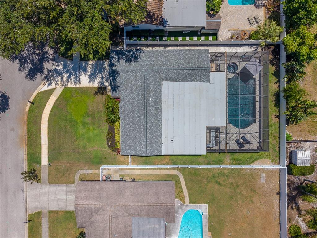 9628 122nd Way Seminole, FL 33772 - Photo 41 of 53 an aerial view of a house with a yard