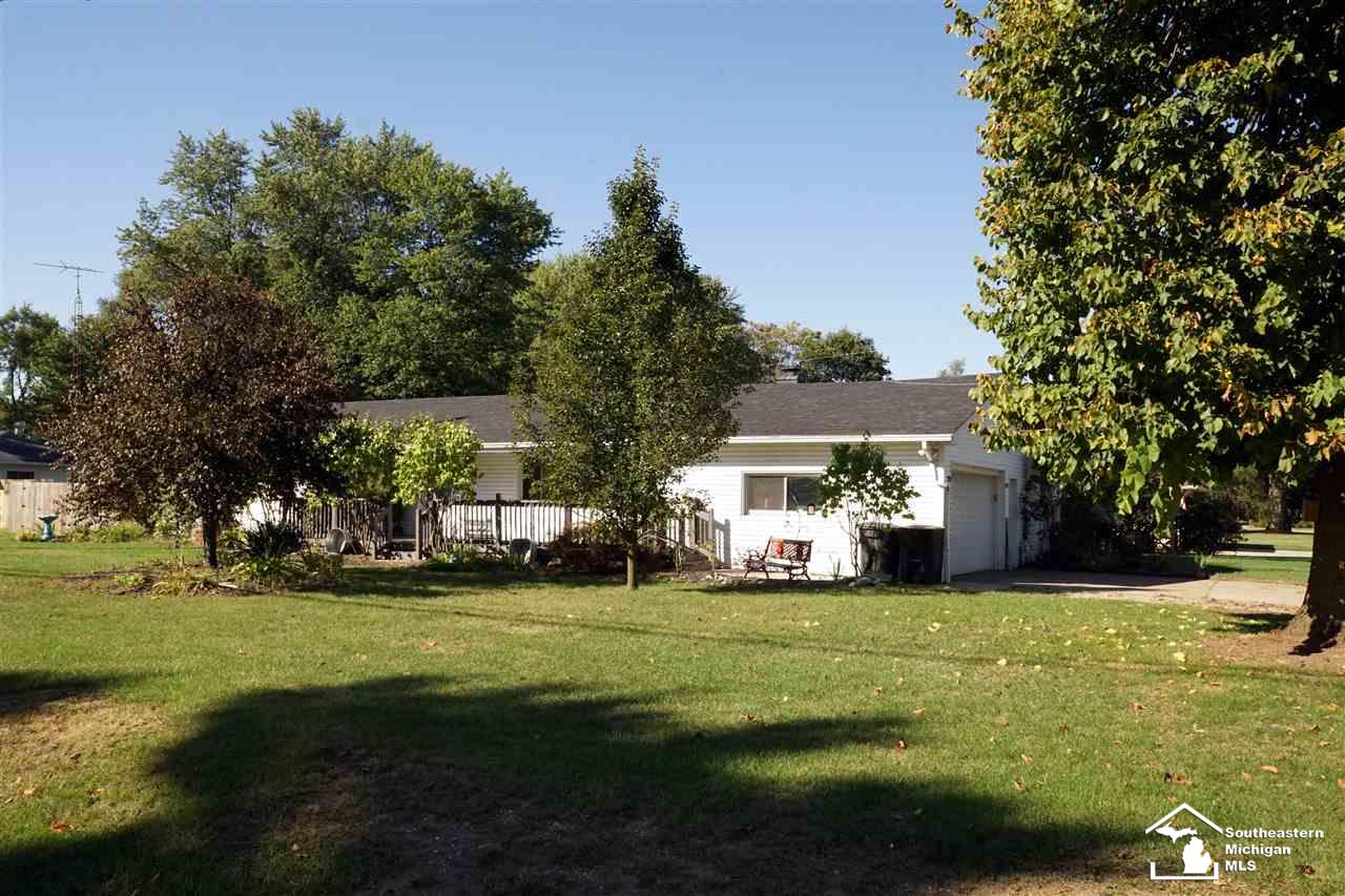 7483 Monroe Road Lambertville, MI 48144 - Photo 3 of 27 Front