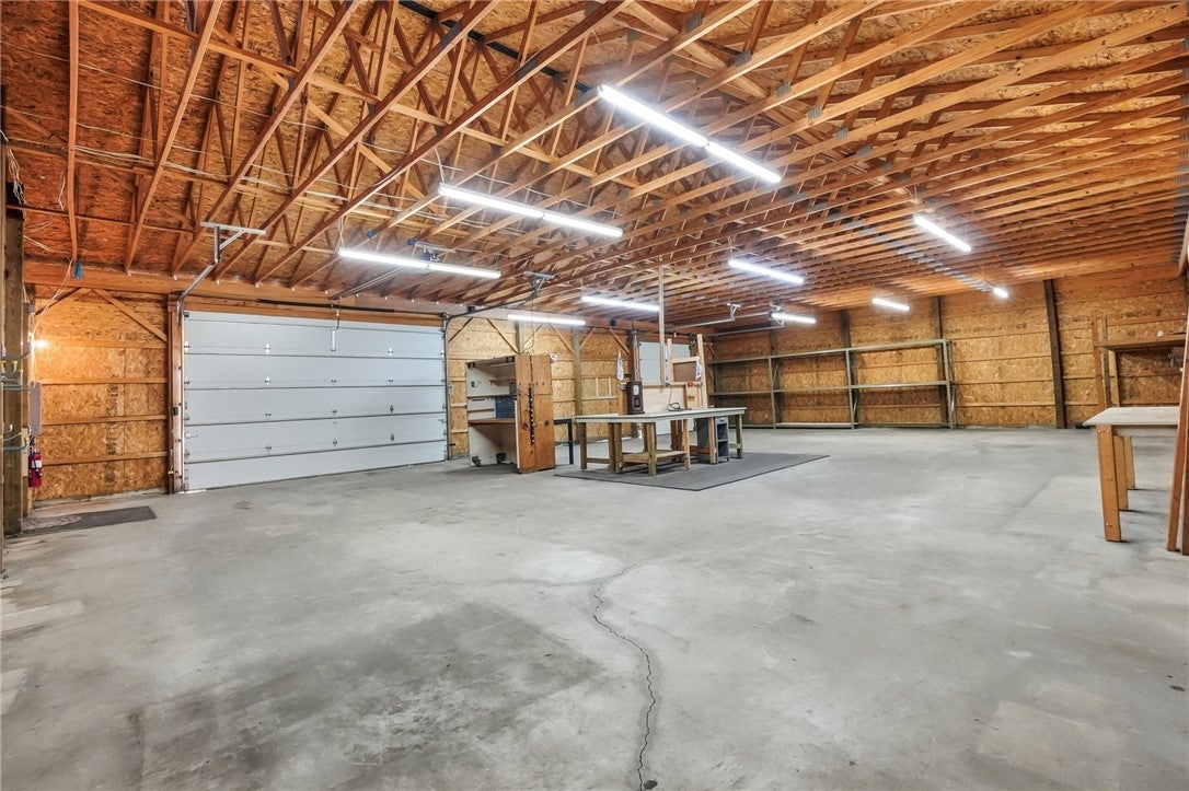 3678 Old Springfield Road Springfield, OH 45502 - Photo 49 of 65 2- car garage bay